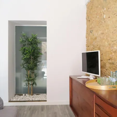 Liberdade Stylish With Balcony Apartment