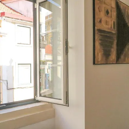 Liberdade Stylish With Balcony Apartment