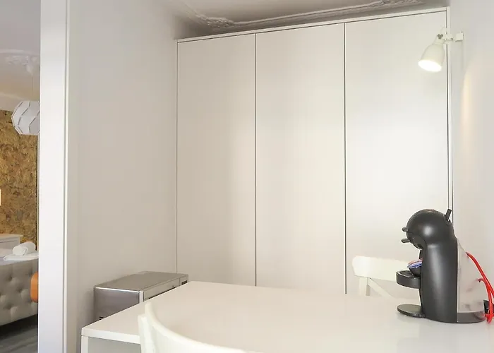 Liberdade Stylish With Balcony Appartamento *